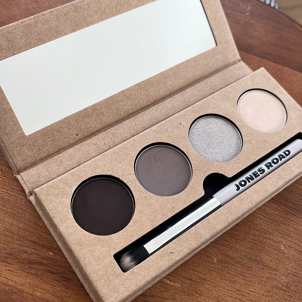 Jones Road “The Best Eyeshadow Palette”